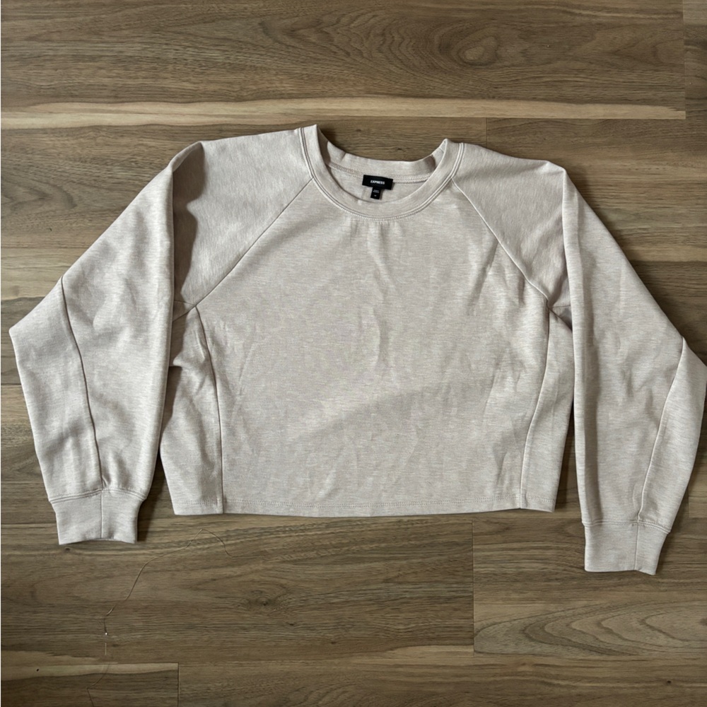 EXPRESS Luxe Lounge Crop Sweatshirt Crewneck size M Beige
